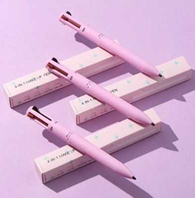Stylo de maquillage 4 en 1 compact combinant correcteur, anti-cernes, illuminateur et contour pour un maquillage polyvalent.